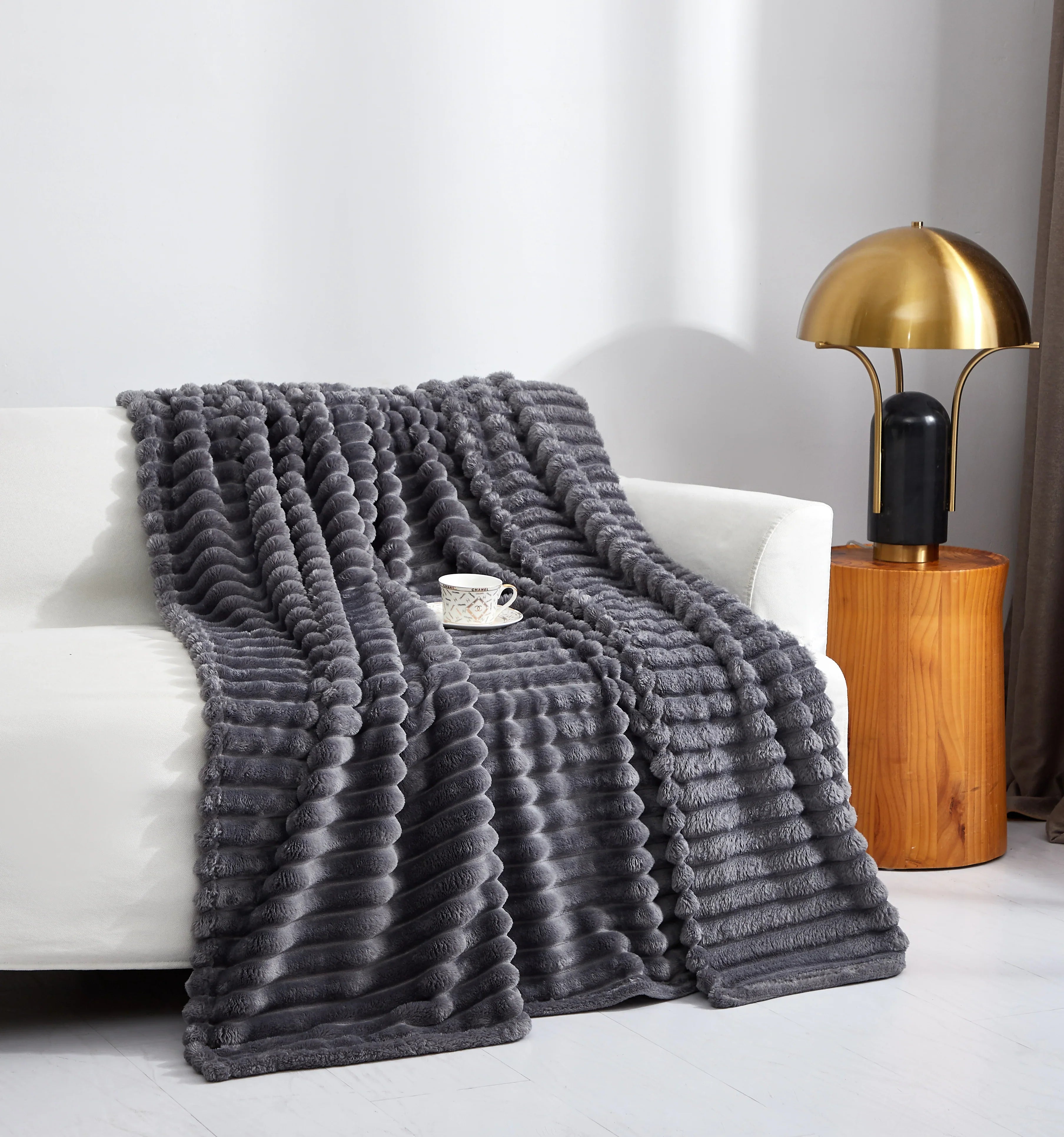 Striped Fleece Throw Blanket Double And King Size Super Soft Lightweight Plush Blanket