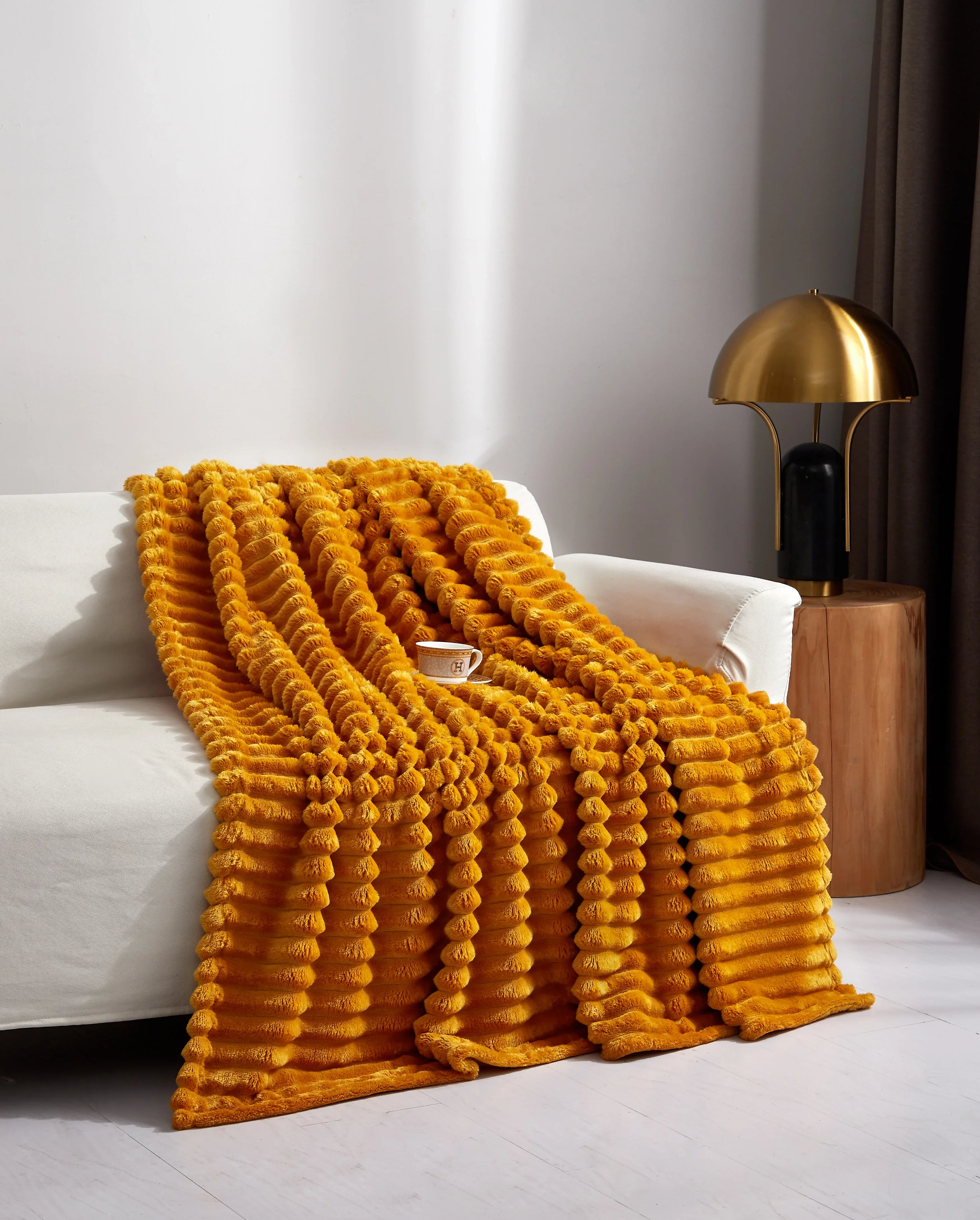 Striped Fleece Throw Blanket Double And King Size Super Soft Lightweight Plush Blanket