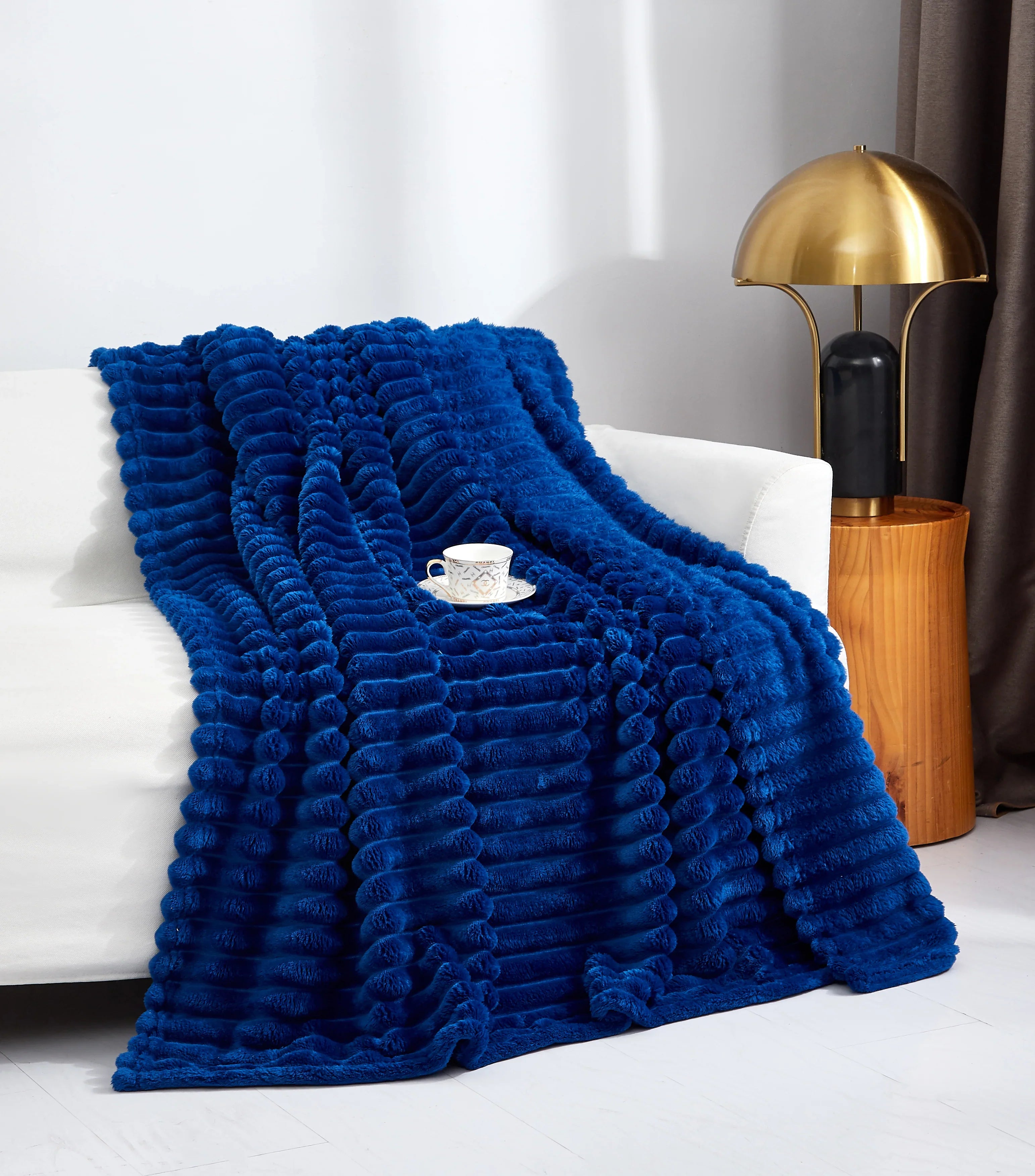 Striped Fleece Throw Blanket Double And King Size Super Soft Lightweight Plush Blanket